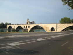 Le fameux Pont d'Avignon