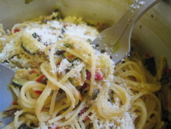 Spaghettis + soupe + parmesan